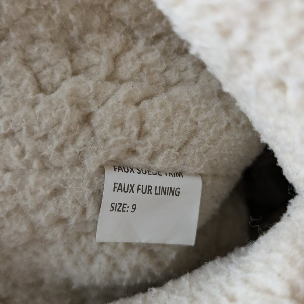 Muk Luks Womens Size 9 Slipper Boots Cozy Essentials Reliable Milwaukee Faux Fur - Picture 14 of 15